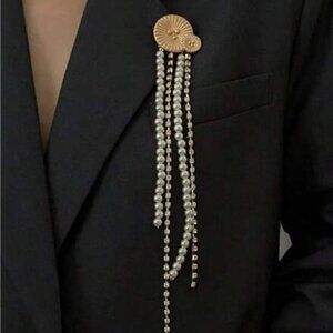 Pearl and Gold brooches pin Q677